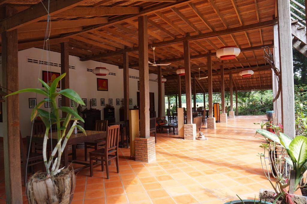 Arun Mekong Guesthouse Kratie Exterior foto
