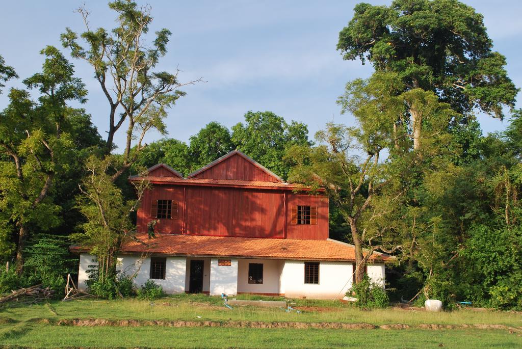 Arun Mekong Guesthouse Kratie Exterior foto